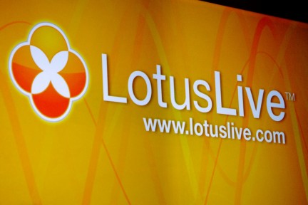 LotusLive logo